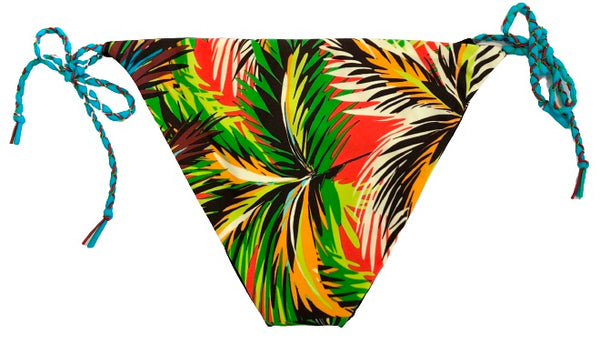 Bikini de cortina estampado vegetal con fondo rojo y cintas trenzadas a mano. Braguita triangular reversible negra por un lado y estampado por el otro. Cintas a juego con la parte de arriba.